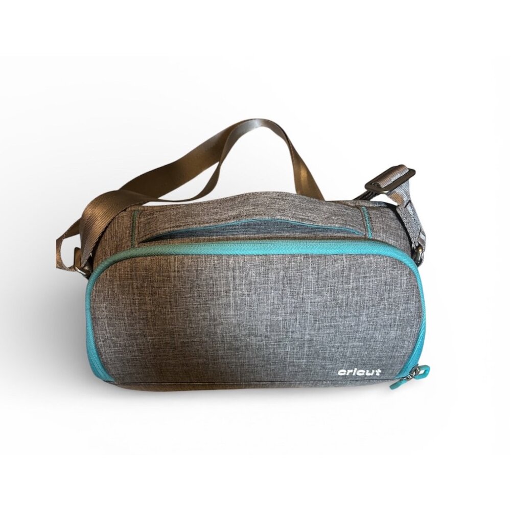 Cricut Joy Carrying Case Adjustable Strap Compact Design Durable Fabric crafting - Picture 3 of 5